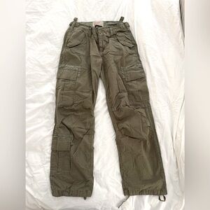 Abercrombie & Fitch Green Cargo Pants Relaxed Fit